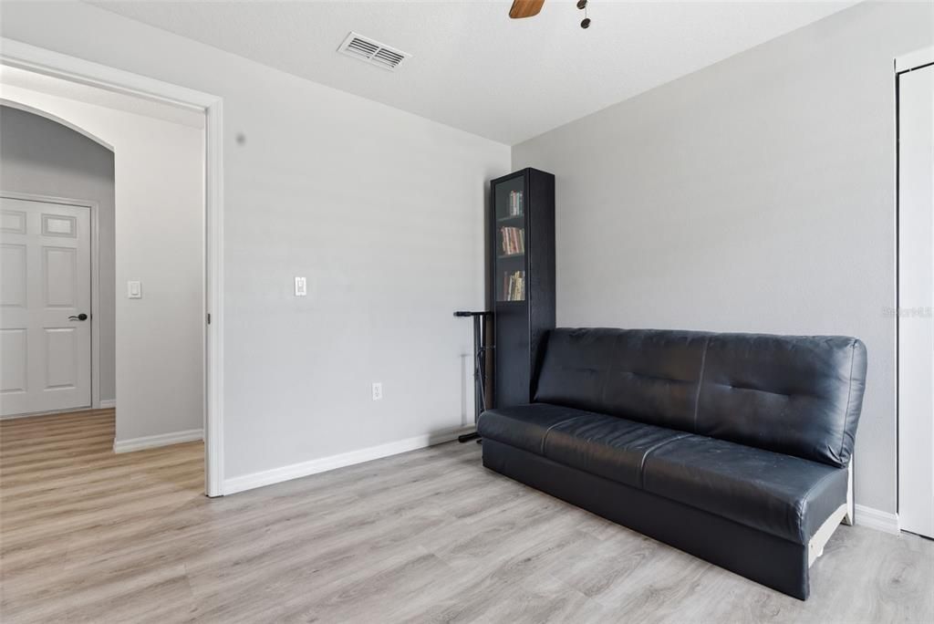 For Sale: $449,900 (3 beds, 2 baths, 1730 Square Feet)