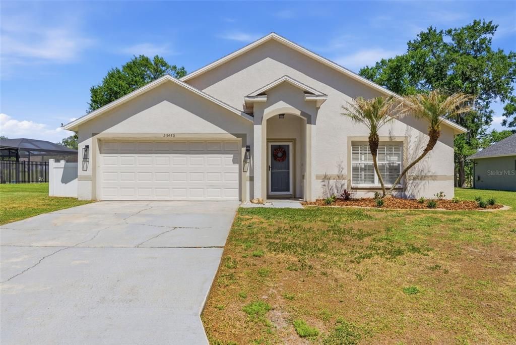 For Sale: $449,900 (3 beds, 2 baths, 1730 Square Feet)
