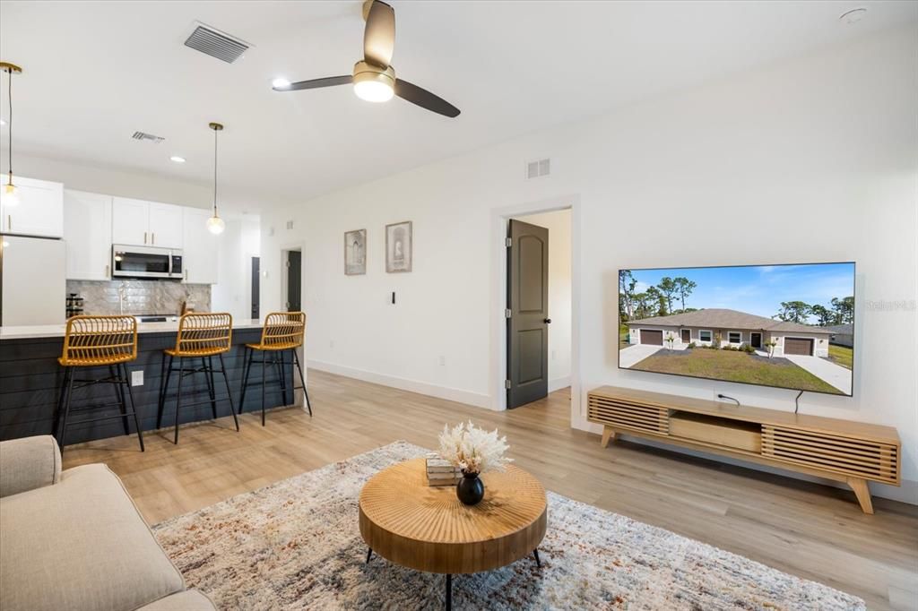 Active With Contract: $489,900 (6 beds, 0 baths, 2383 Square Feet)