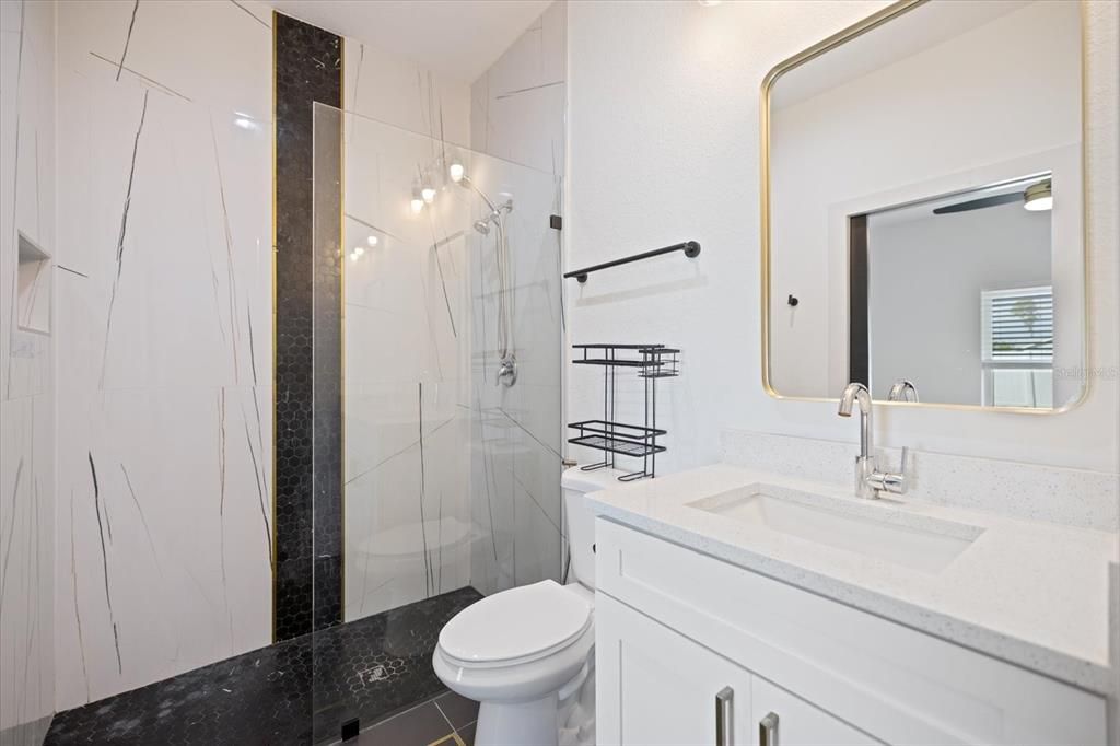 Active With Contract: $489,900 (6 beds, 0 baths, 2383 Square Feet)