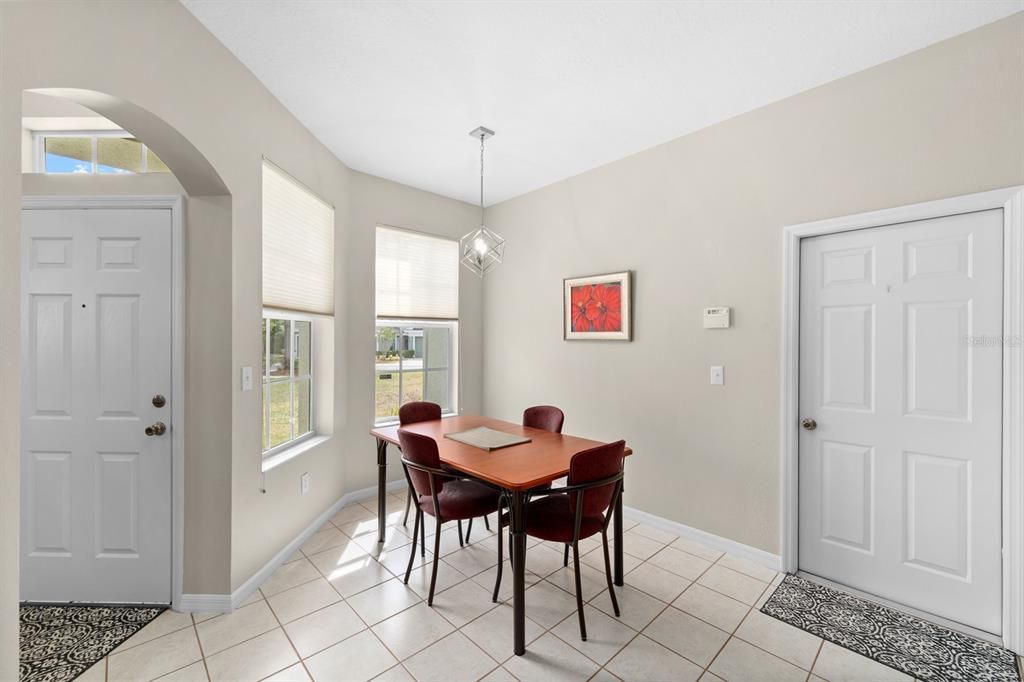 Active With Contract: $269,900 (2 beds, 2 baths, 1657 Square Feet)
