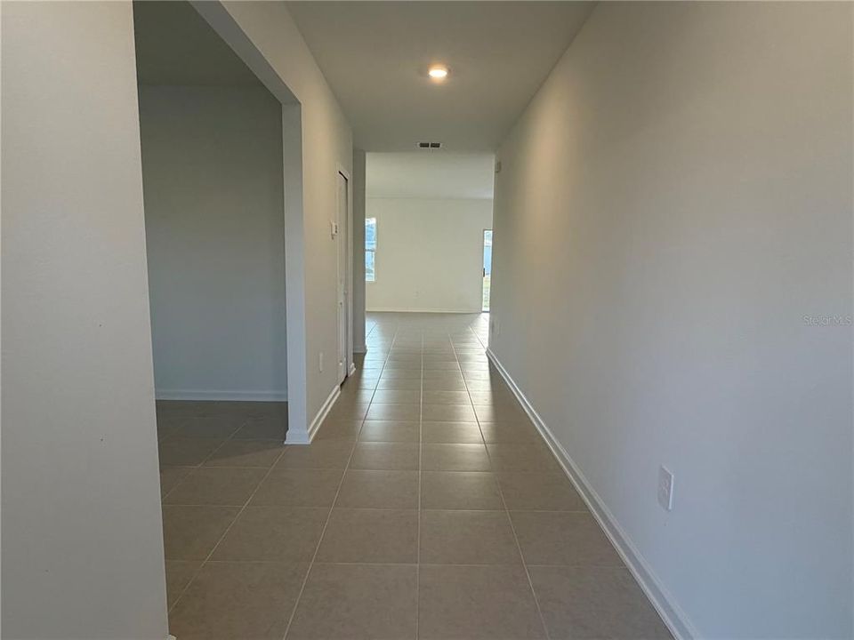 En Renta: $2,800 (4 camas, 2 baños, 2595 Pies cuadrados)