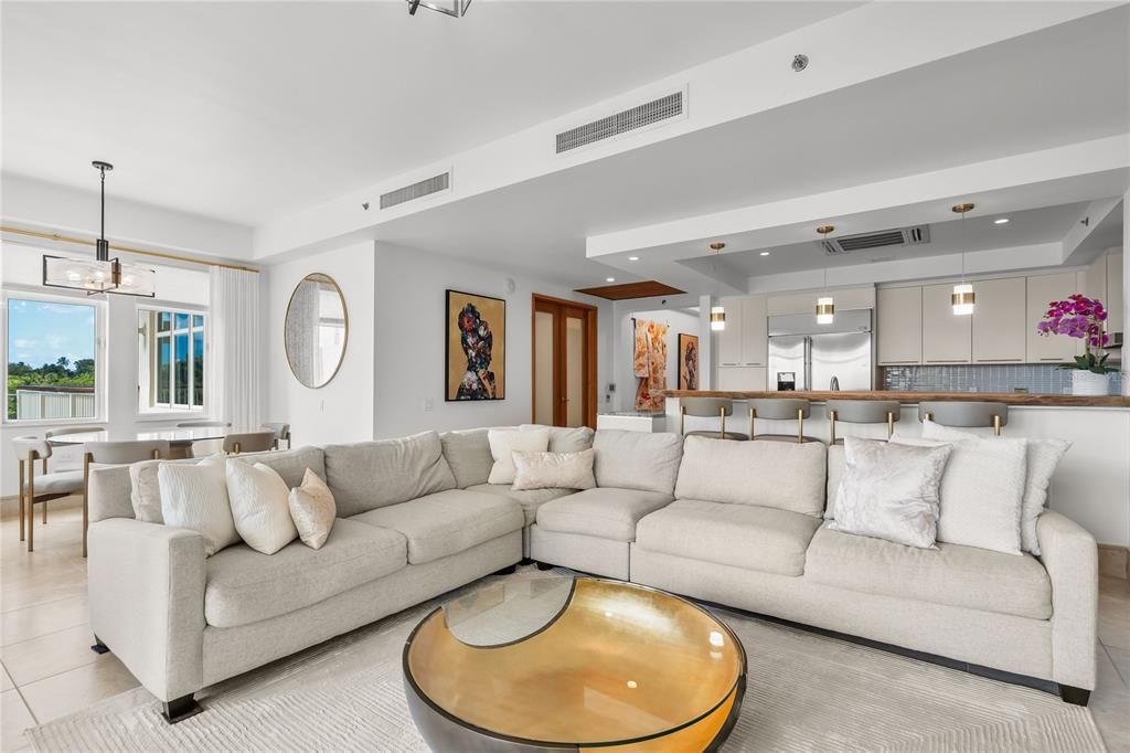 На продажу: $3,295,000 (3 спален, 3 ванн, 2339 Квадратных фут)
