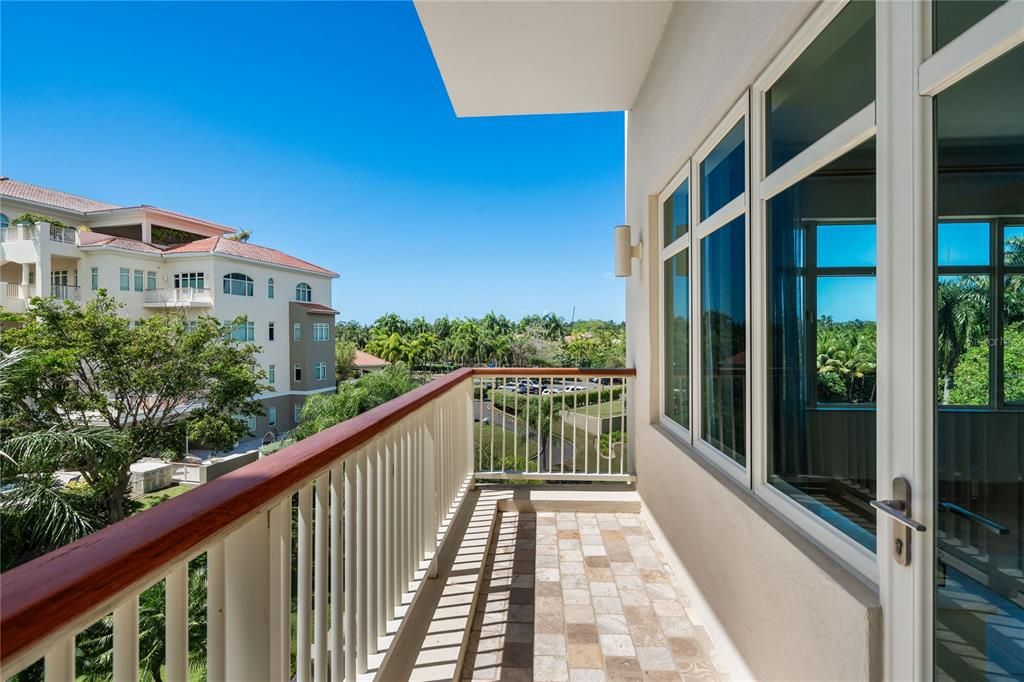 На продажу: $3,295,000 (3 спален, 3 ванн, 2339 Квадратных фут)