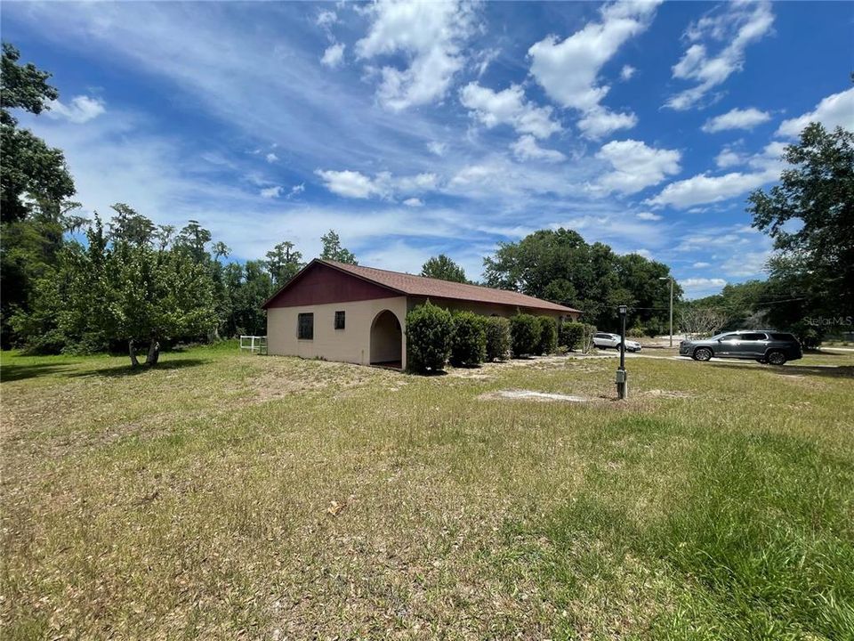 Activo con contrato: $389,900 (2 camas, 2 baños, 1884 Pies cuadrados)