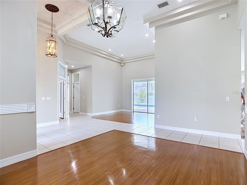For Sale: $740,000 (4 beds, 3 baths, 3065 Square Feet)