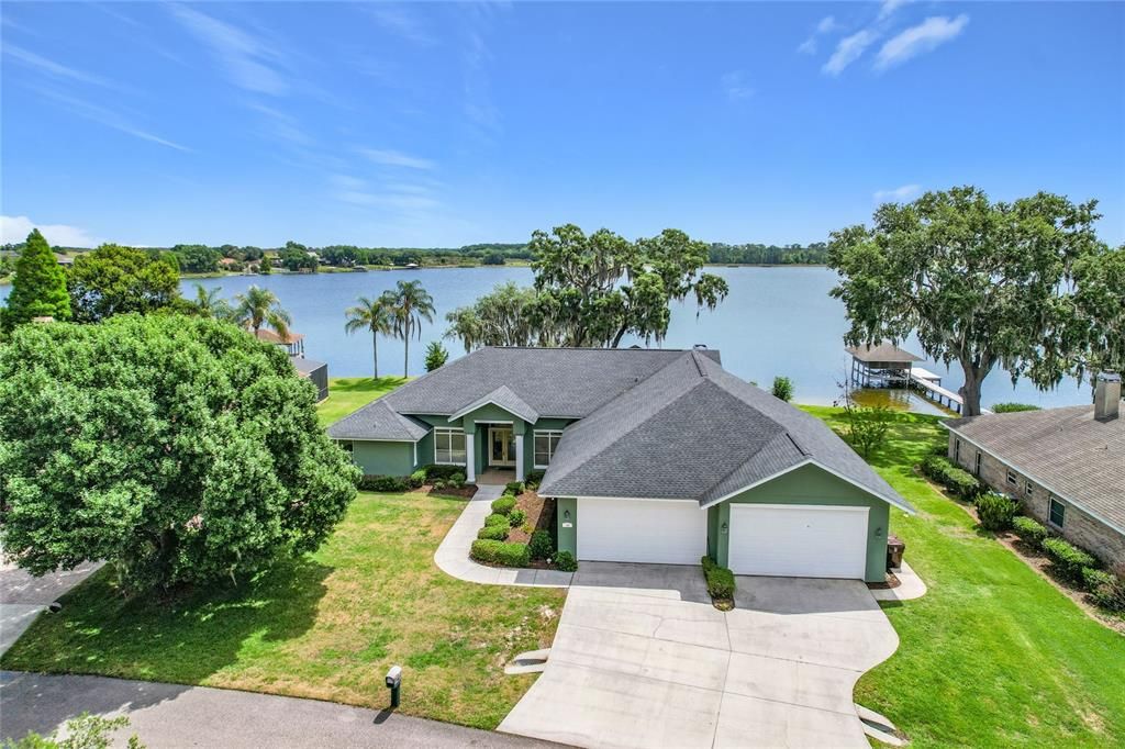 For Sale: $740,000 (4 beds, 3 baths, 3065 Square Feet)