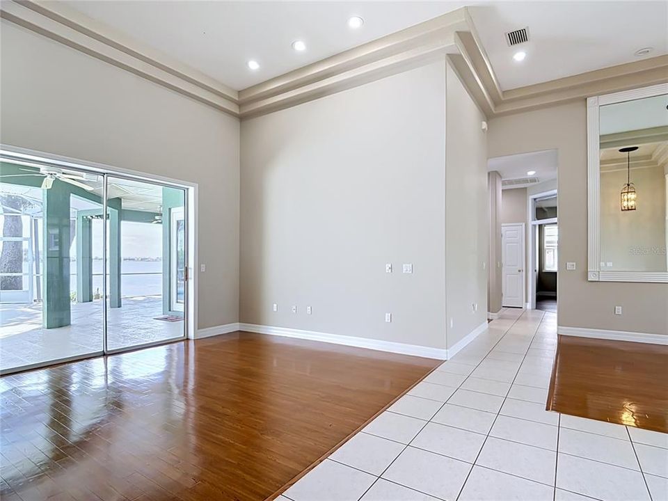 For Sale: $740,000 (4 beds, 3 baths, 3065 Square Feet)