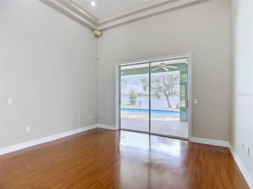 For Sale: $740,000 (4 beds, 3 baths, 3065 Square Feet)