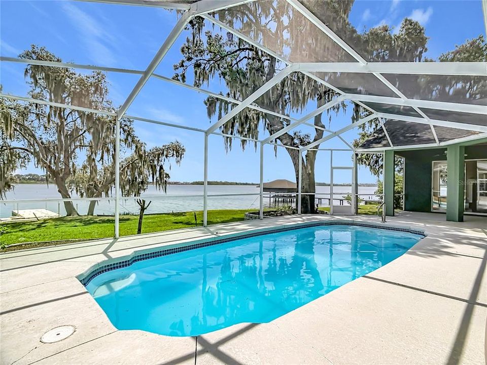 For Sale: $740,000 (4 beds, 3 baths, 3065 Square Feet)