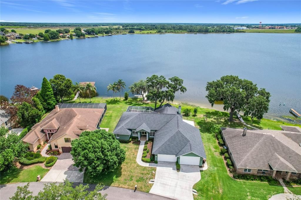 For Sale: $740,000 (4 beds, 3 baths, 3065 Square Feet)