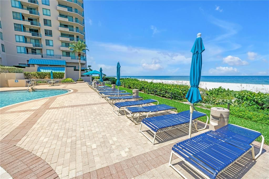 В аренду: $5,400 (2 спален, 2 ванн, 1450 Квадратных фут)
