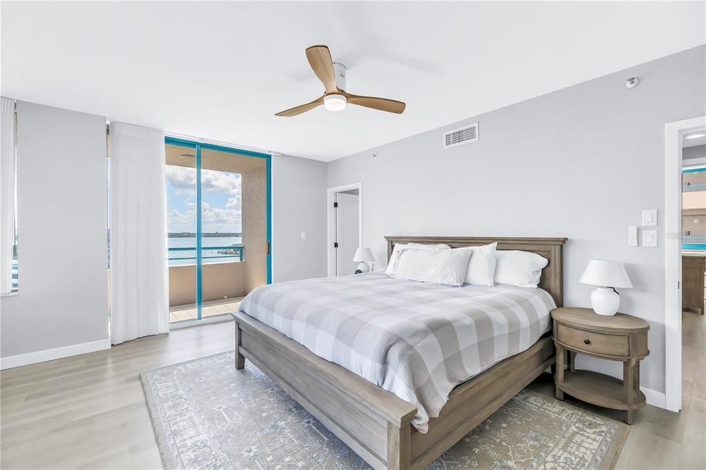 В аренду: $5,400 (2 спален, 2 ванн, 1450 Квадратных фут)