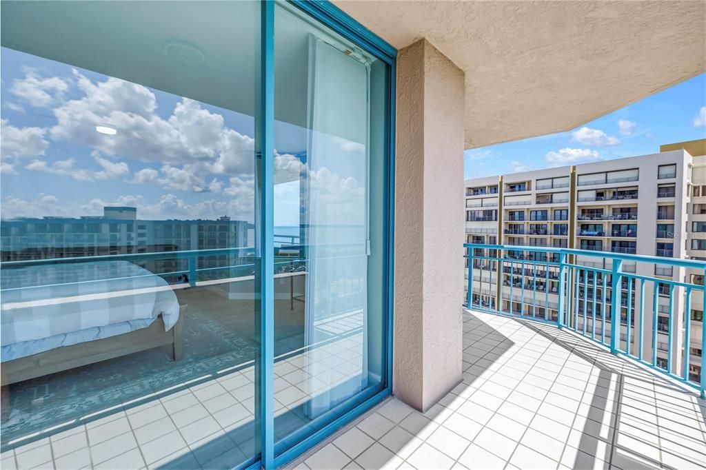В аренду: $5,400 (2 спален, 2 ванн, 1450 Квадратных фут)