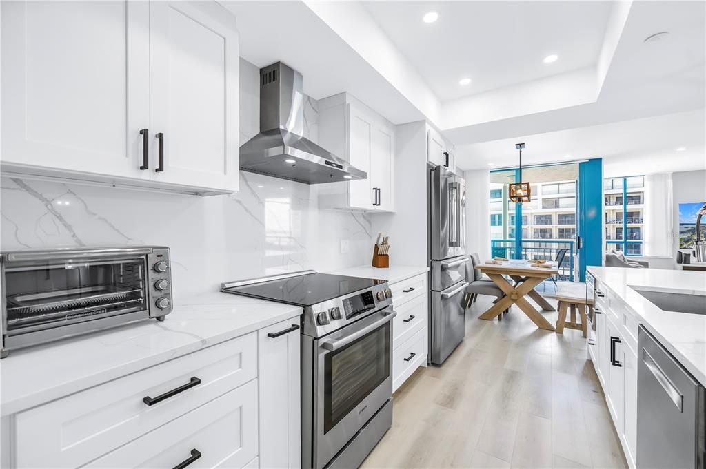 В аренду: $5,400 (2 спален, 2 ванн, 1450 Квадратных фут)