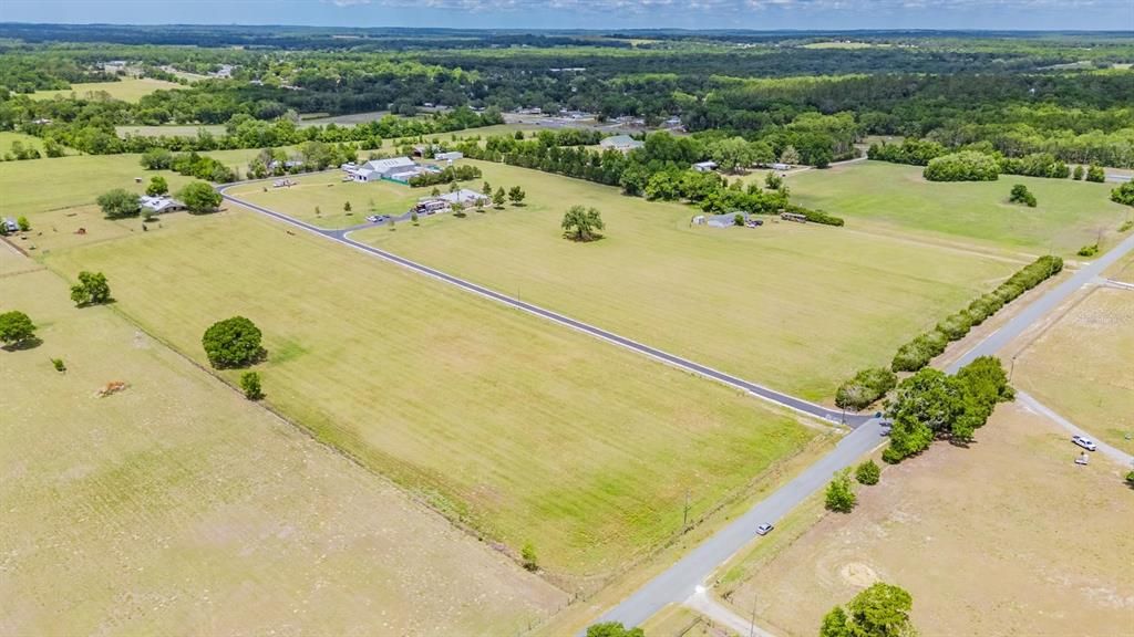 Activo con contrato: $250,000 (5.30 acres)