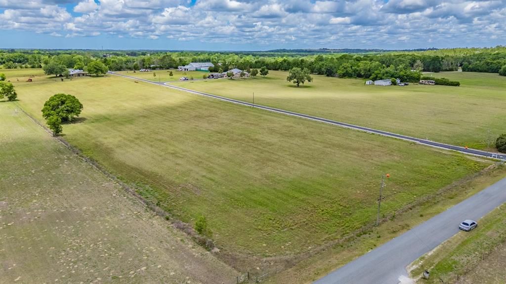 Activo con contrato: $250,000 (5.30 acres)