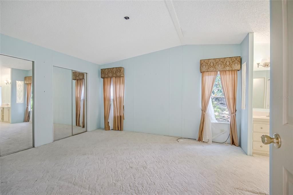 En Venta: $129,999 (2 camas, 2 baños, 1358 Pies cuadrados)