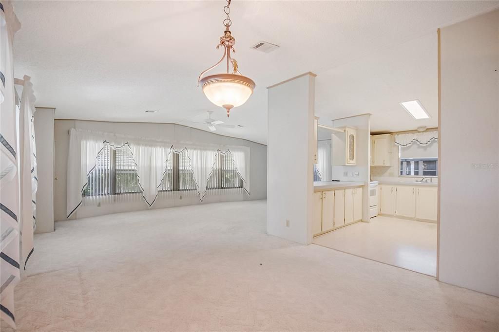 En Venta: $129,999 (2 camas, 2 baños, 1358 Pies cuadrados)