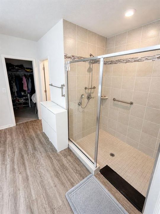 На продажу: $449,900 (5 спален, 3 ванн, 3141 Квадратных фут)