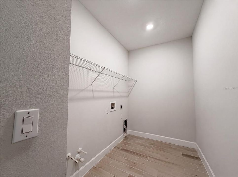 На продажу: $399,000 (2 спален, 2 ванн, 1530 Квадратных фут)