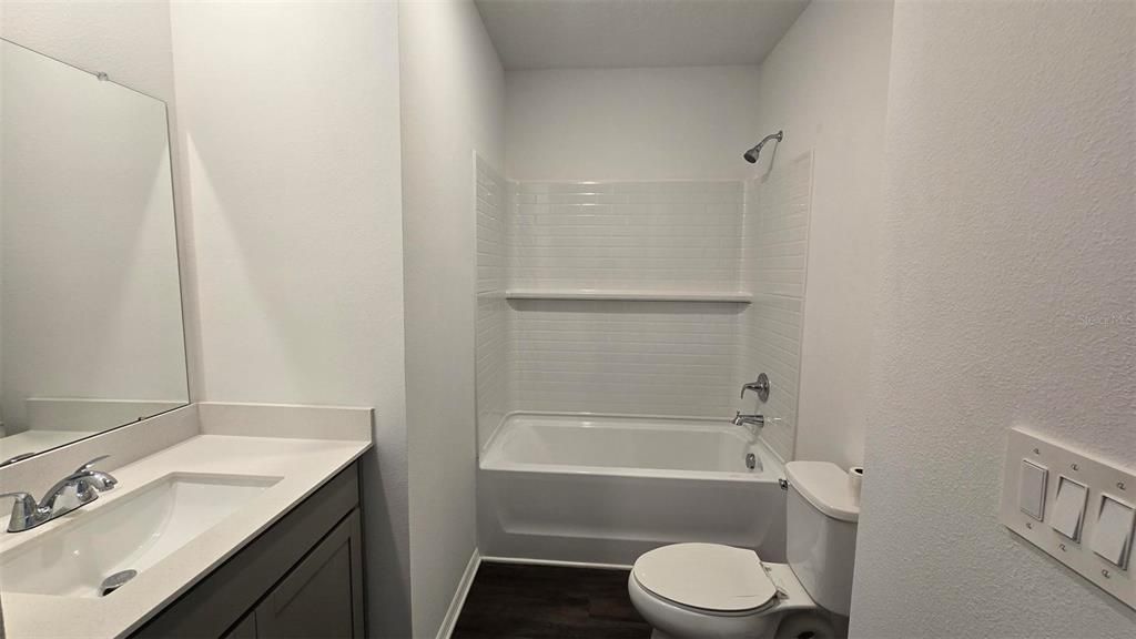 В аренду: $2,649 (5 спален, 2 ванн, 2489 Квадратных фут)