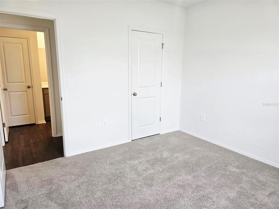В аренду: $2,649 (5 спален, 2 ванн, 2489 Квадратных фут)