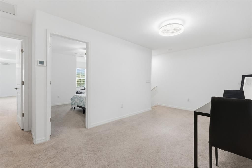 На продажу: $369,900 (4 спален, 2 ванн, 2466 Квадратных фут)