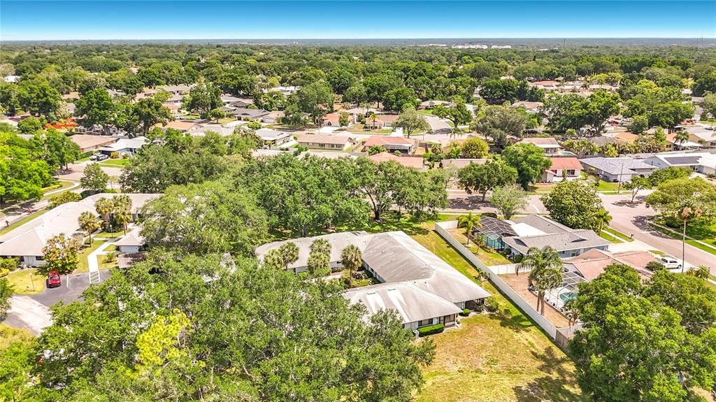 For Sale: $240,000 (2 beds, 2 baths, 1135 Square Feet)