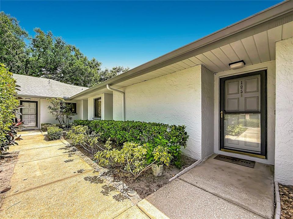 For Sale: $240,000 (2 beds, 2 baths, 1135 Square Feet)
