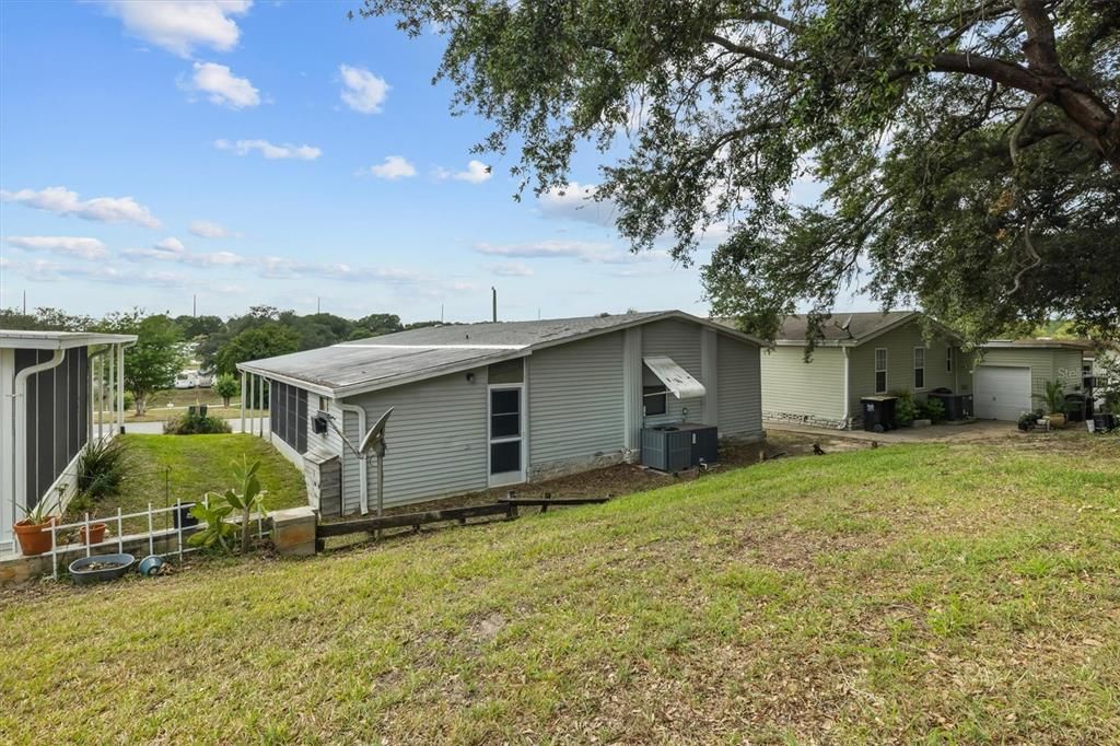 For Sale: $145,000 (3 beds, 2 baths, 1352 Square Feet)