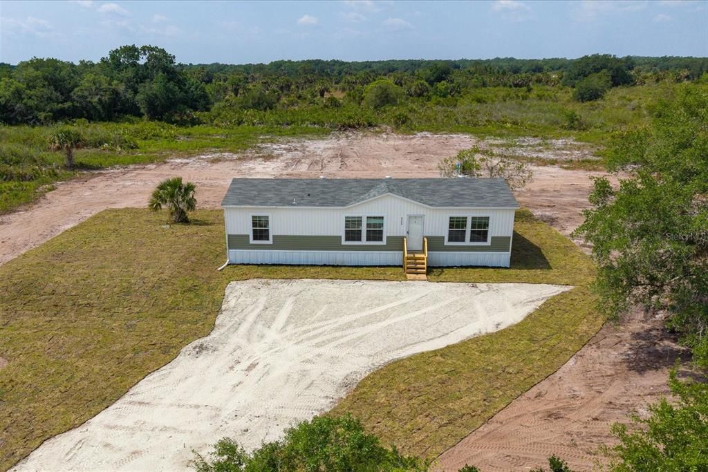 For Sale: $269,975 (3 beds, 2 baths, 1369 Square Feet)