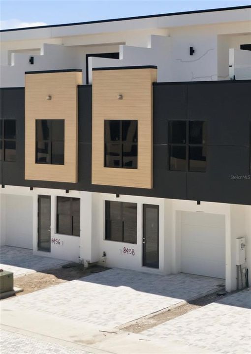 En Venta: $590,000 (4 camas, 3 baños, 2143 Pies cuadrados)