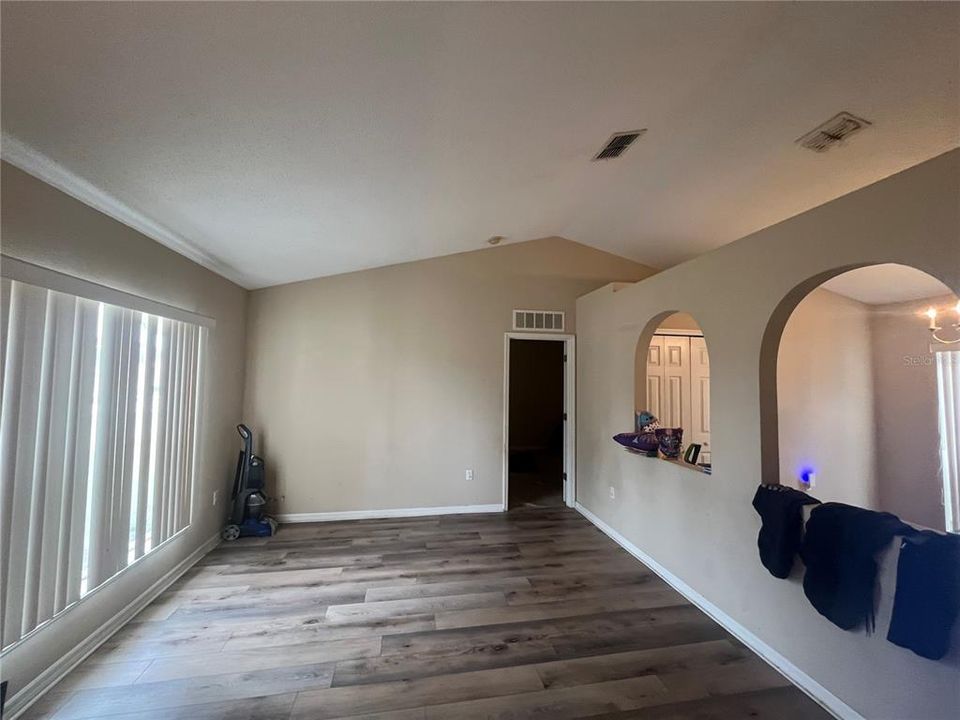 En Venta: $213,600 (3 camas, 2 baños, 1535 Pies cuadrados)