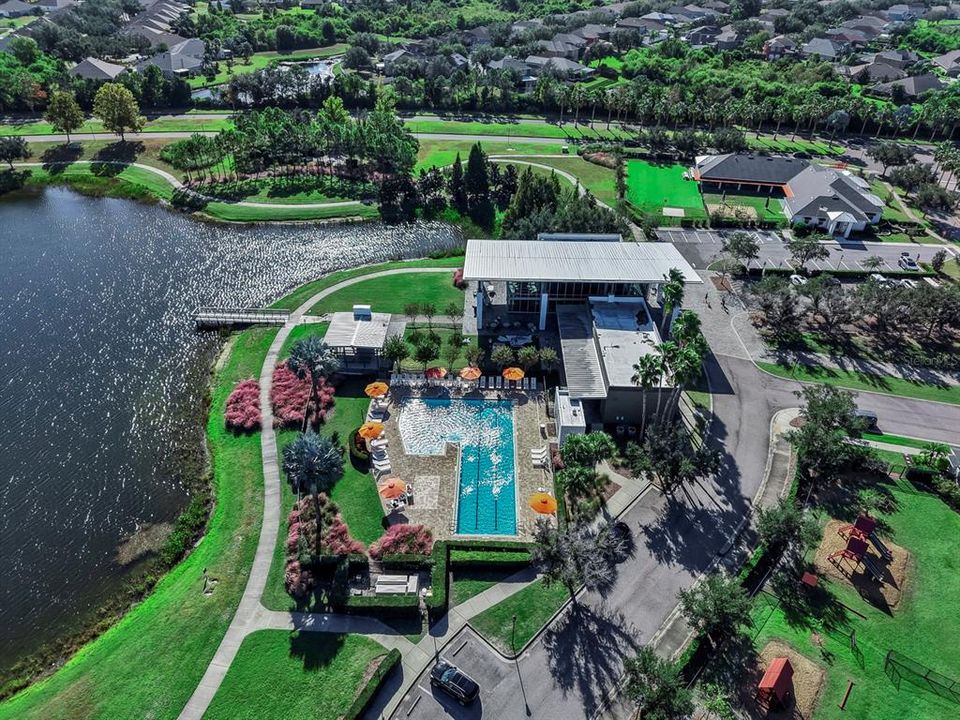 Activo con contrato: $605,499 (4 camas, 2 baños, 2114 Pies cuadrados)