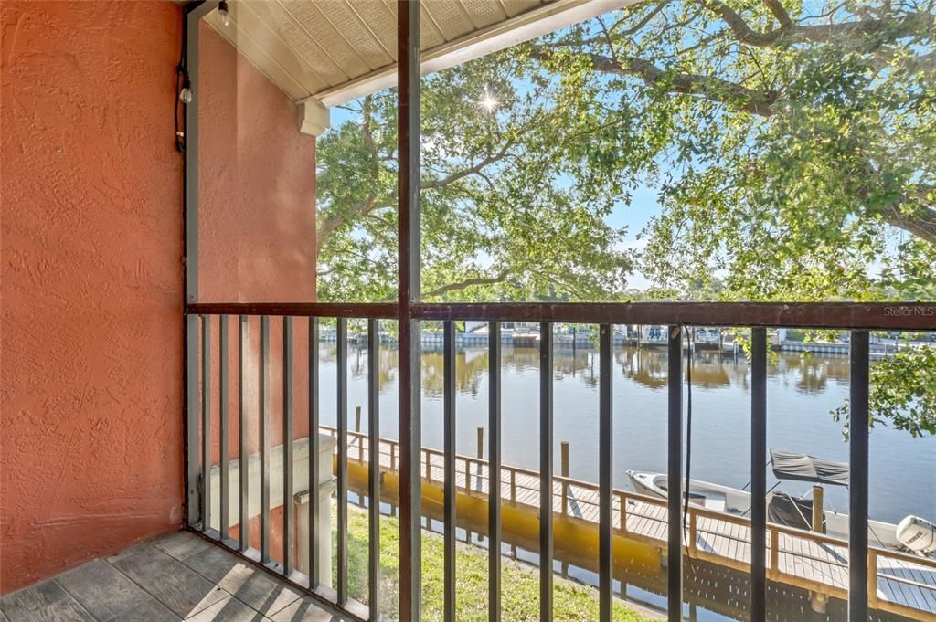 В аренду: $2,395 (2 спален, 2 ванн, 1099 Квадратных фут)