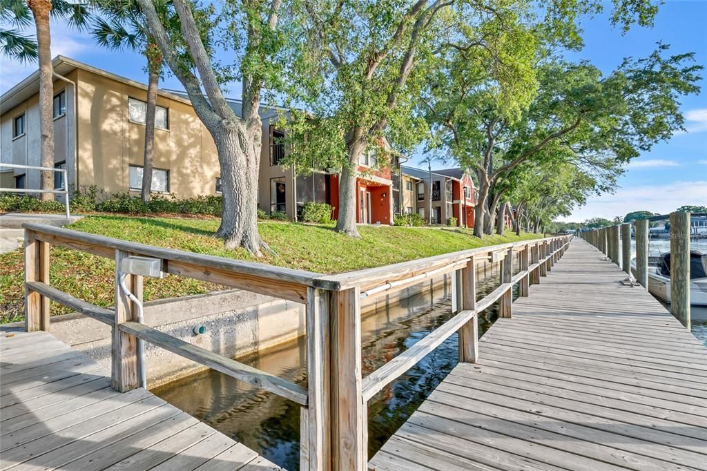 В аренду: $2,395 (2 спален, 2 ванн, 1099 Квадратных фут)