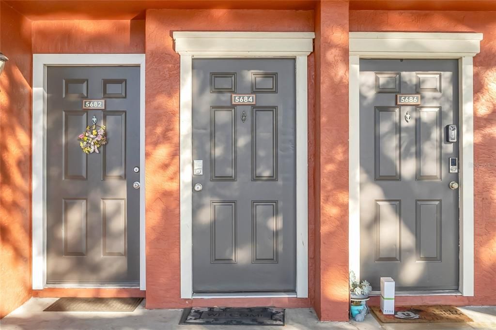 В аренду: $2,395 (2 спален, 2 ванн, 1099 Квадратных фут)