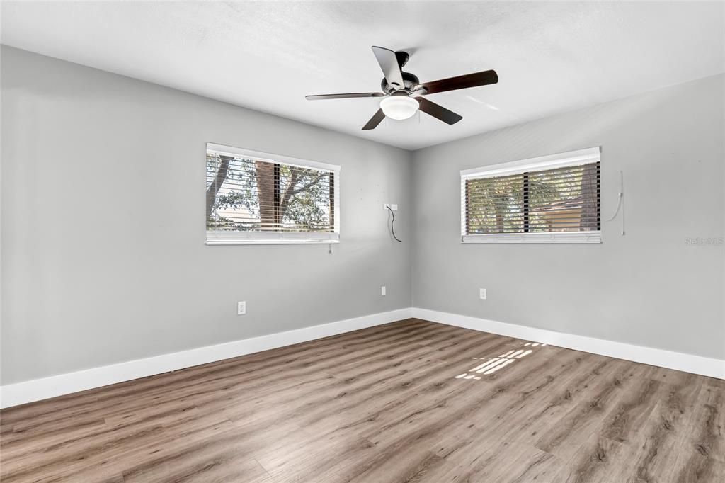 В аренду: $2,395 (2 спален, 2 ванн, 1099 Квадратных фут)