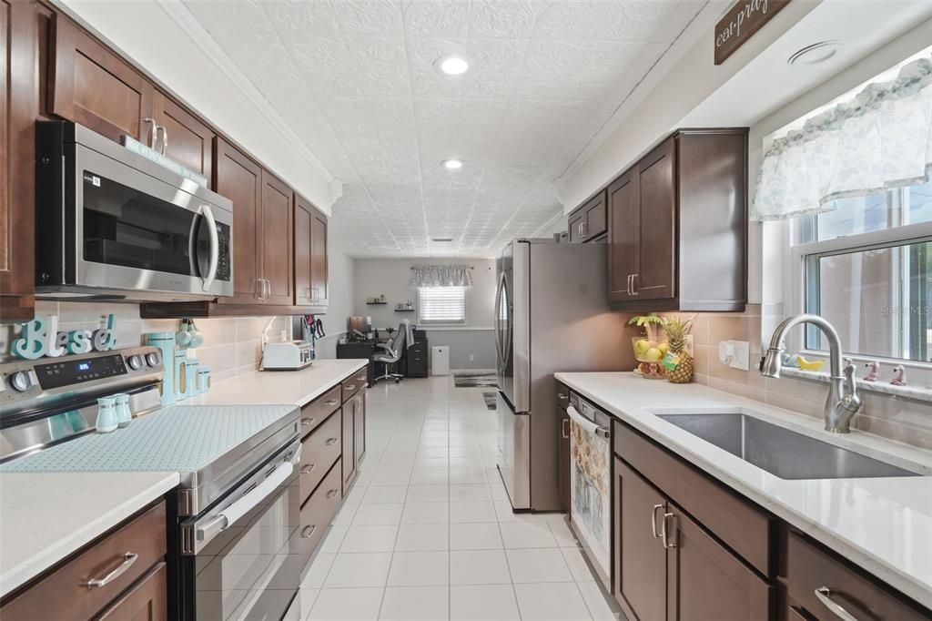 Activo con contrato: $278,000 (2 camas, 2 baños, 1312 Pies cuadrados)