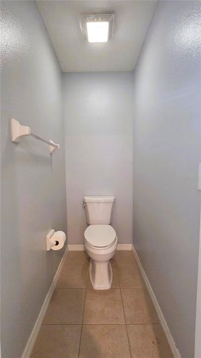 Activo con contrato: $2,395 (4 camas, 2 baños, 2576 Pies cuadrados)