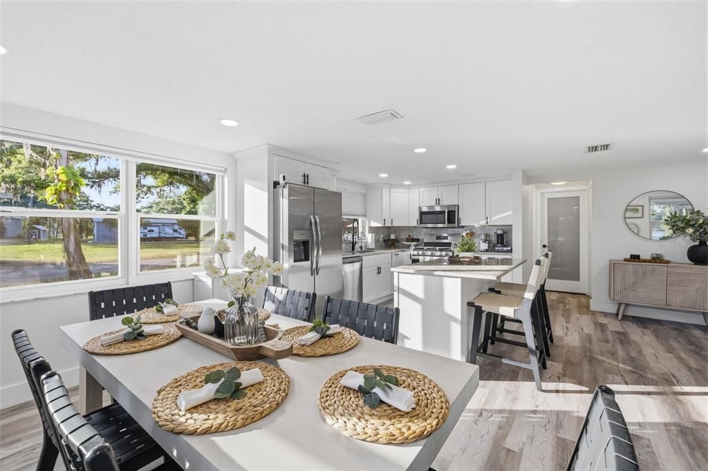 For Sale: $599,000 (2 beds, 2 baths, 1493 Square Feet)