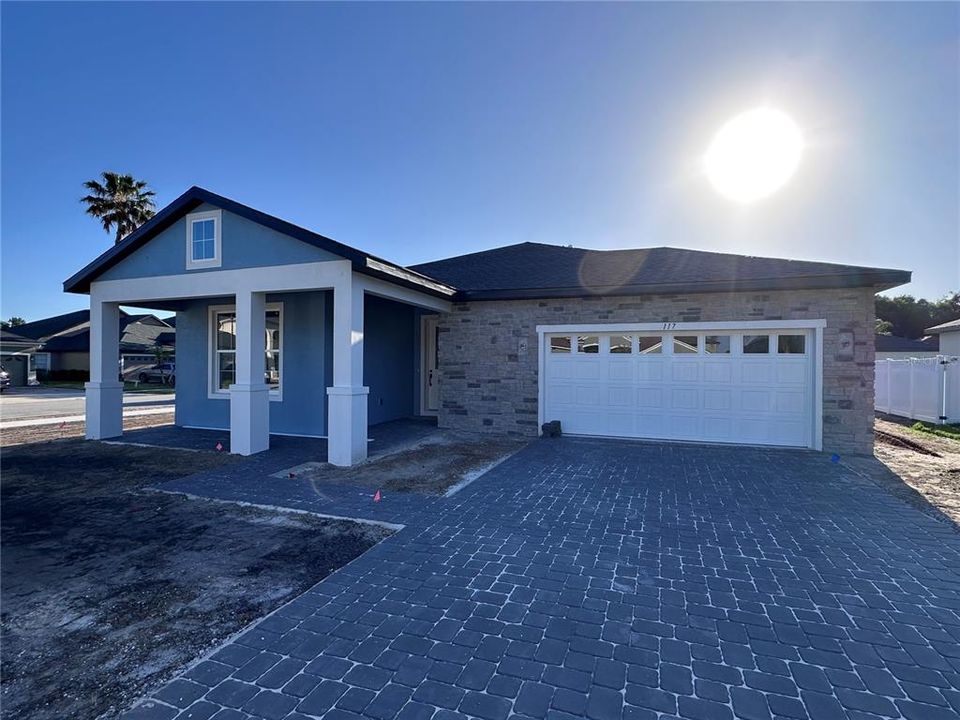 For Sale: $519,000 (4 beds, 3 baths, 2002 Square Feet)
