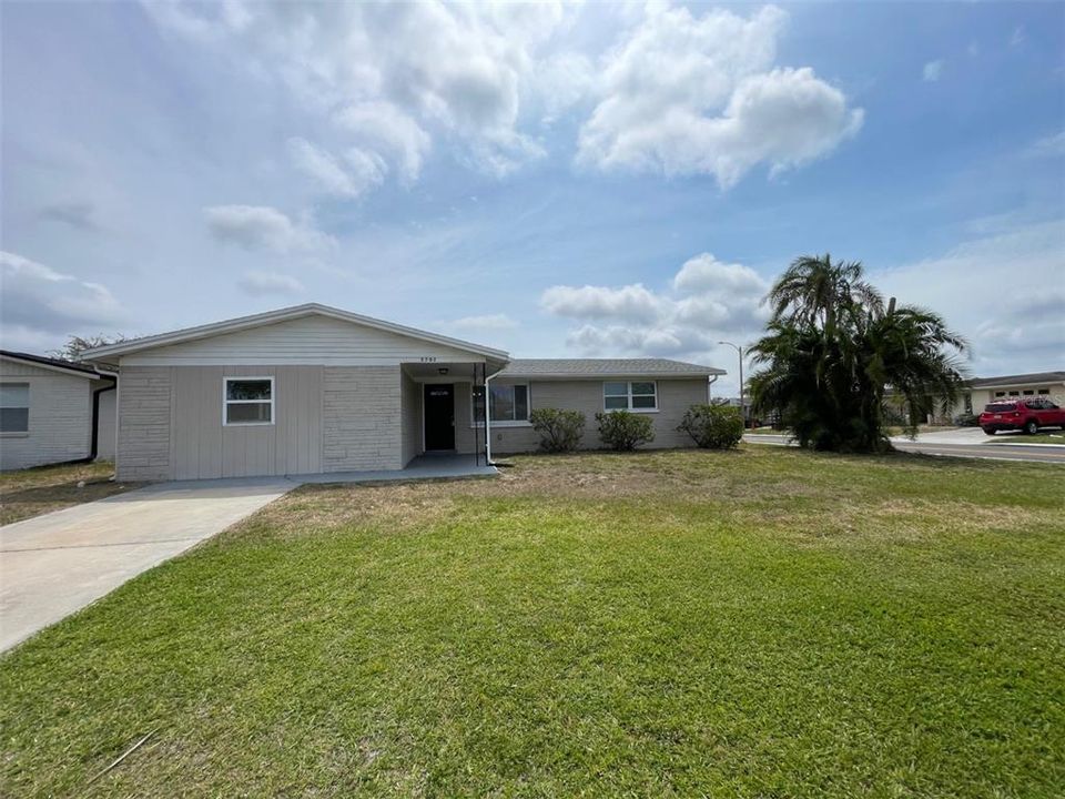 En Venta: $246,600 (2 camas, 1 baños, 1140 Pies cuadrados)