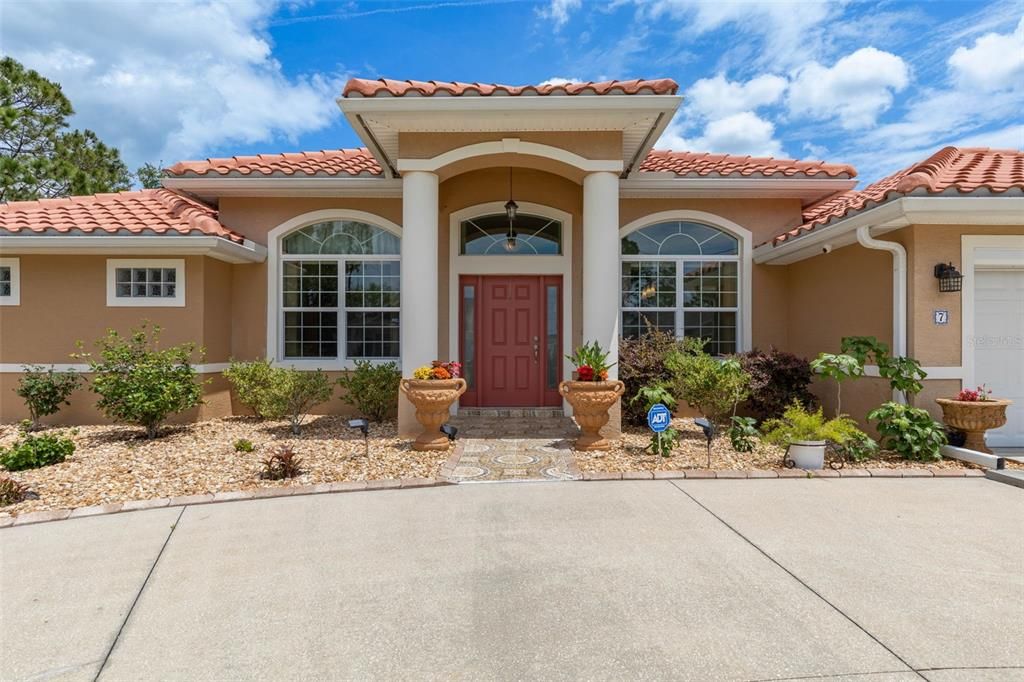 En Venta: $595,000 (3 camas, 2 baños, 2033 Pies cuadrados)