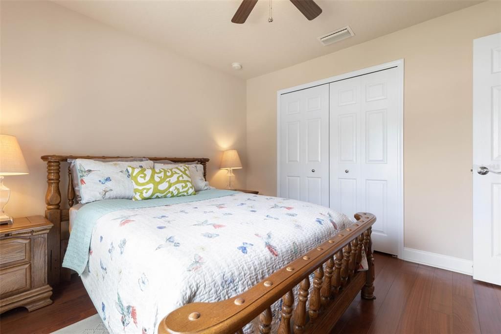 En Venta: $595,000 (3 camas, 2 baños, 2033 Pies cuadrados)