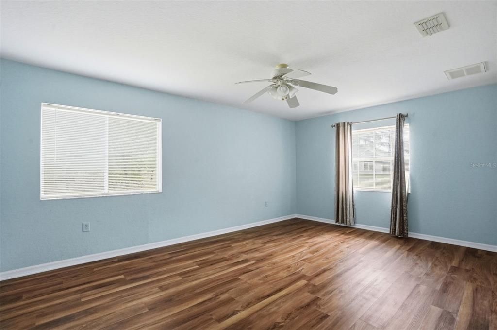 En Venta: $355,000 (3 camas, 2 baños, 1663 Pies cuadrados)