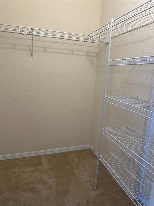 En Renta: $2,200 (3 camas, 2 baños, 2048 Pies cuadrados)