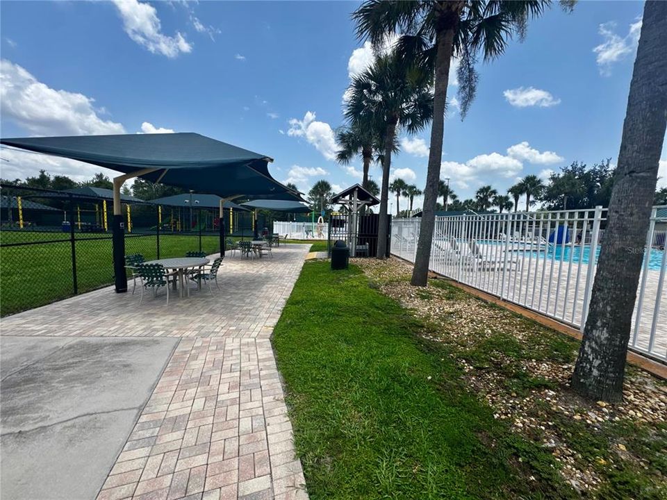 Active With Contract: $250,000 (3 beds, 2 baths, 1832 Square Feet)