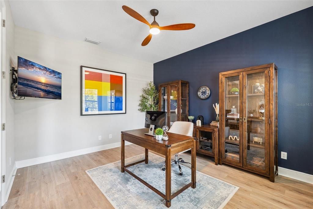 For Sale: $949,900 (5 beds, 4 baths, 3548 Square Feet)